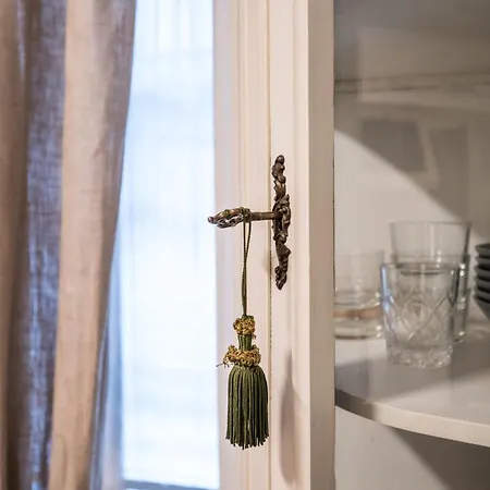 Shortmi Borsieri Lägenhet *